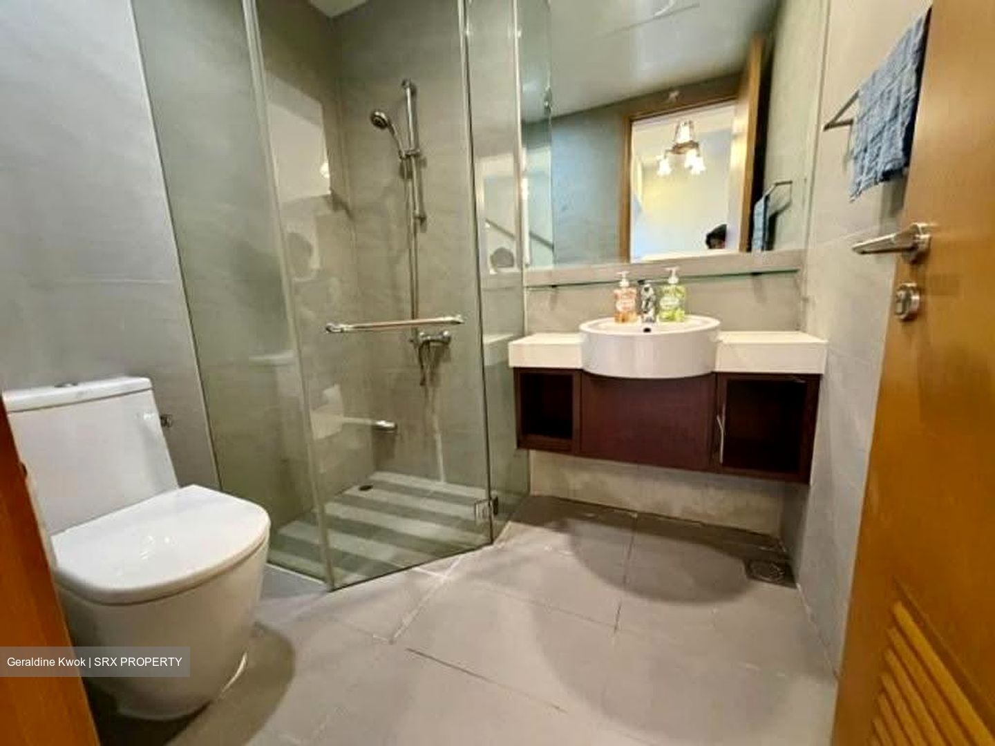 Hillcrest Villa (D11), Terrace #610417381